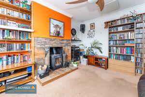 Sitting Room- click for photo gallery